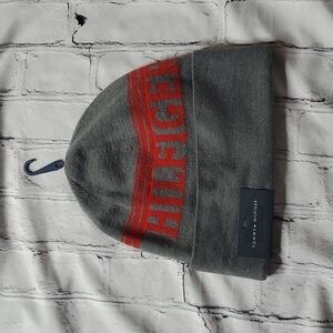 Tommy Hilfiger Grey Red Logo Beanie NWT